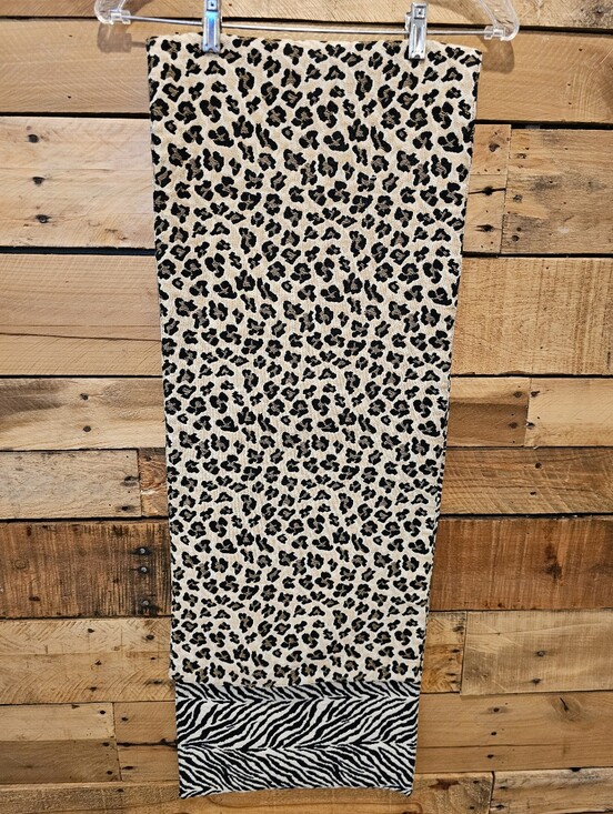 Pier 1 Other - Vintage Reversible Woven Animal Print Table Runner 68" L x 13" W Black & Tan
